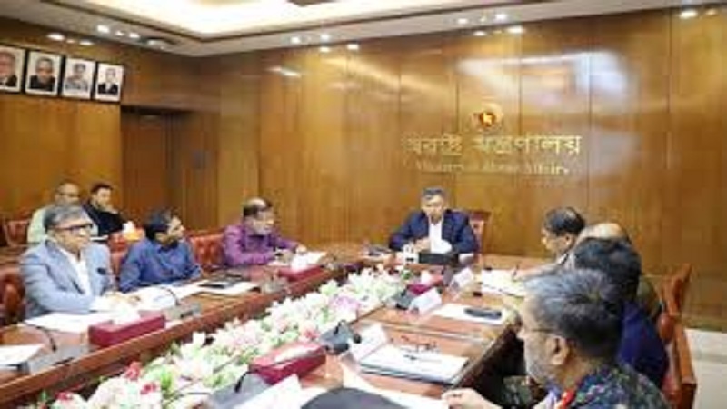 পুলিশে ২৭০১ কনস্টেবল নিয়োগ,লটারিভিত্তিক বদলি প্রক্রিয়া পর্যালোচনা: স্বরাষ্ট্রমন্ত্রী